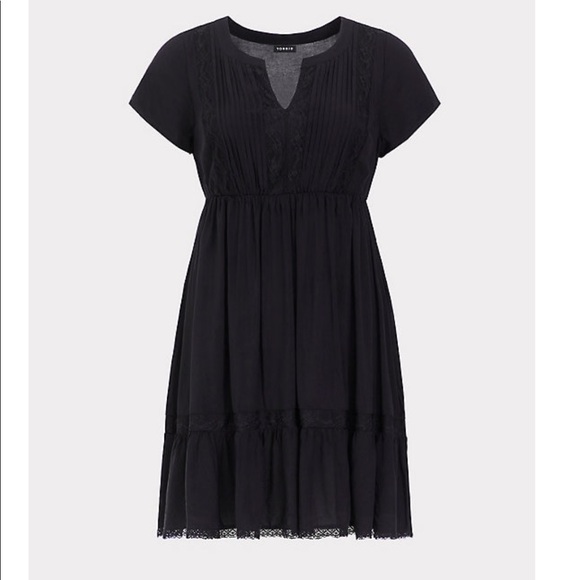 NWT torrid size 3 pintuck lace inset skater dress - Picture 4 of 8